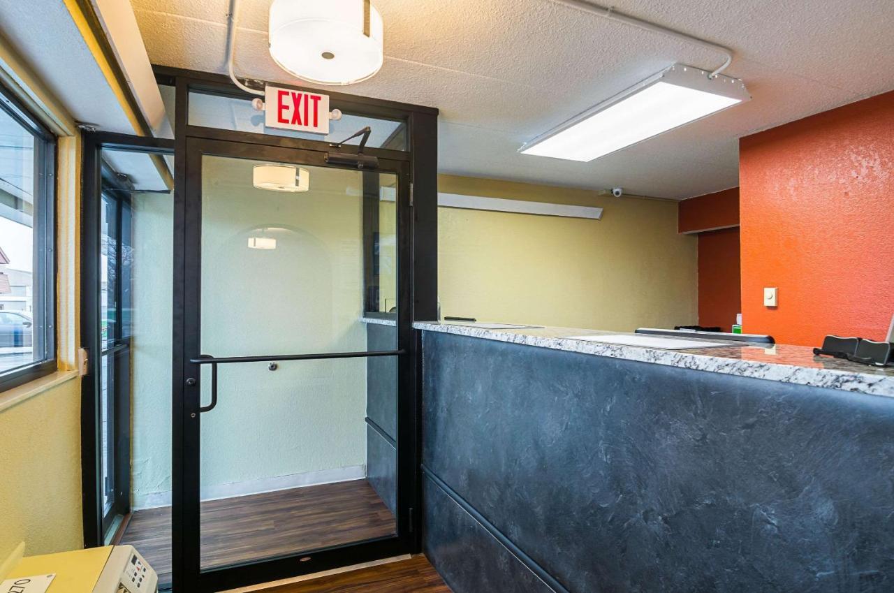 Econolodge Chicago Саут-Холланд Экстерьер фото